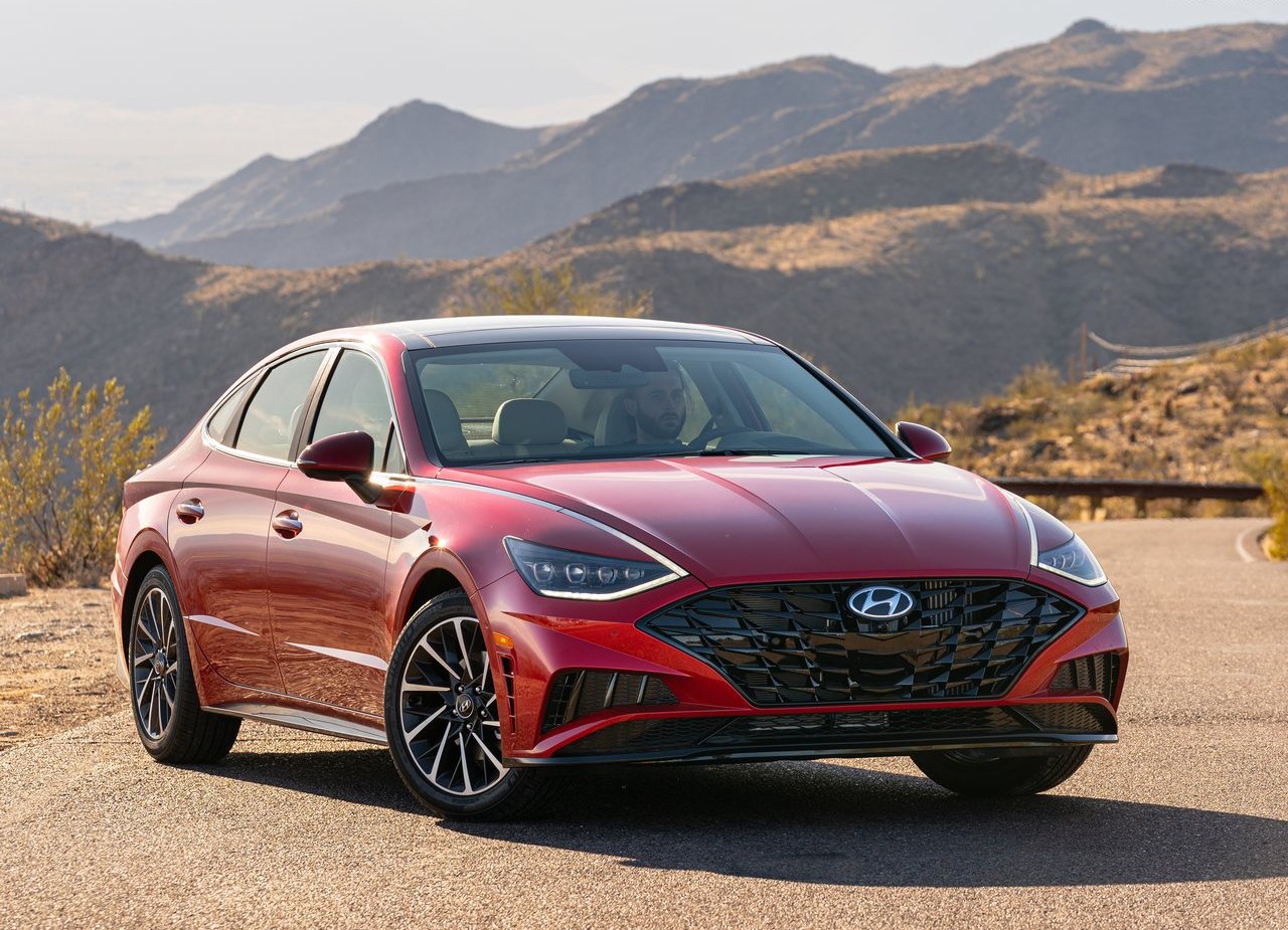 HYUNDAI SONATA